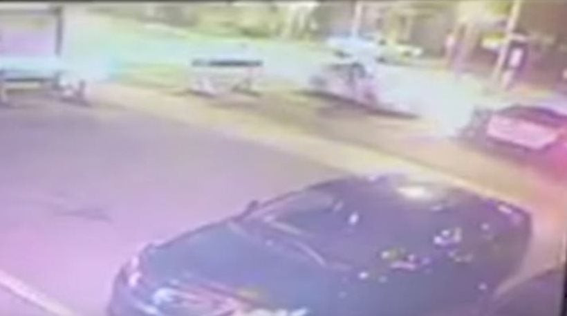 Η στιγμή που ο τρομοκράτης παρασύρει και μαχαιρώνει αστυνομικό στον Καναδά (βίντεο)